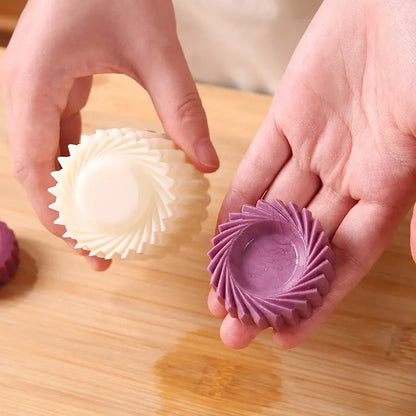 1 PC Sunflower Hand-Press Mooncake Mold Set